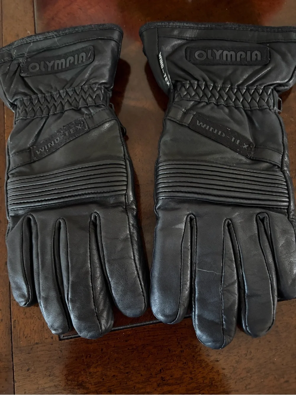 Black Leather Wind-Tex Gloves with velcro wrist!
